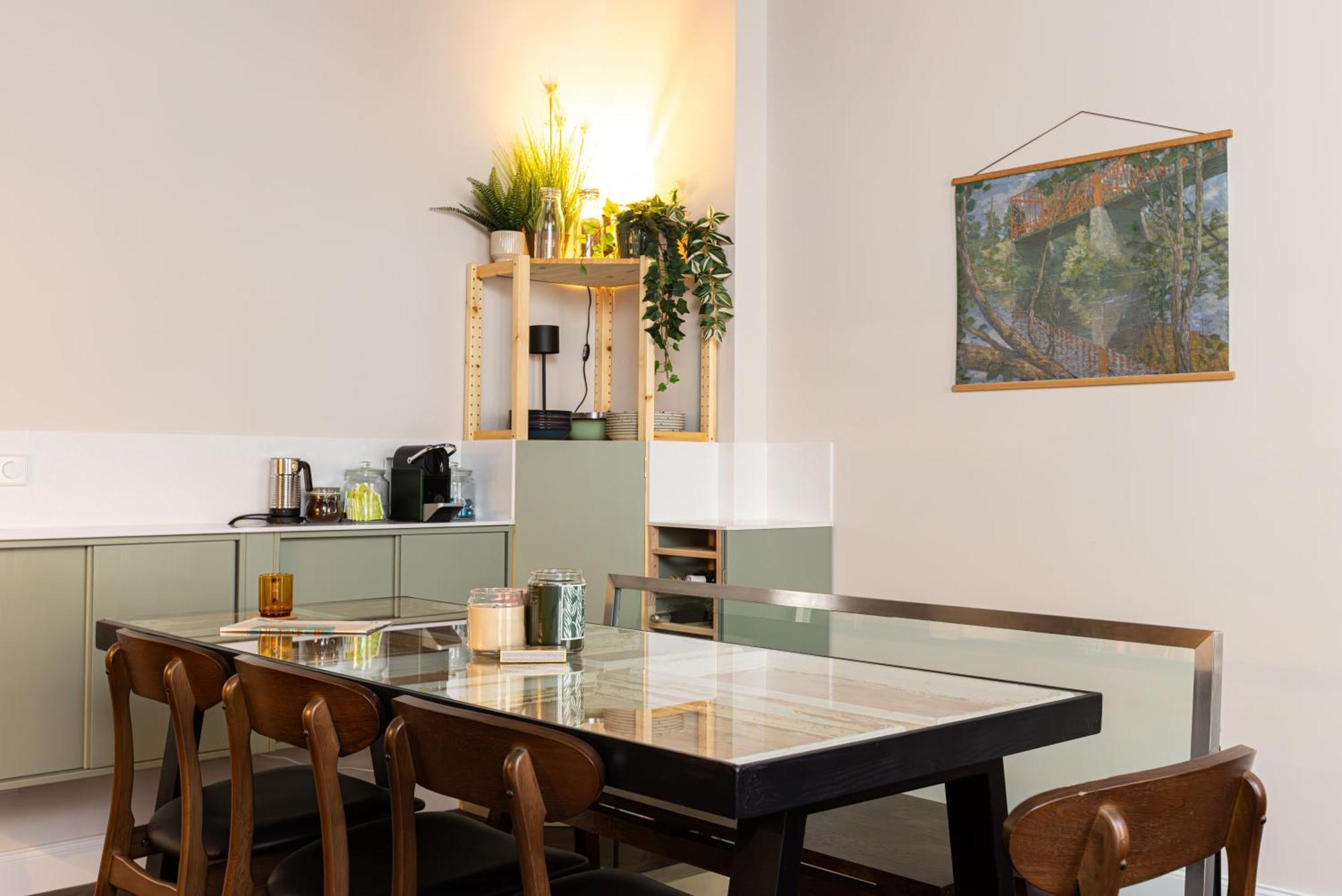 3 Bdr In Prenzlauer Berg With Cinema Appartement Berlijn
