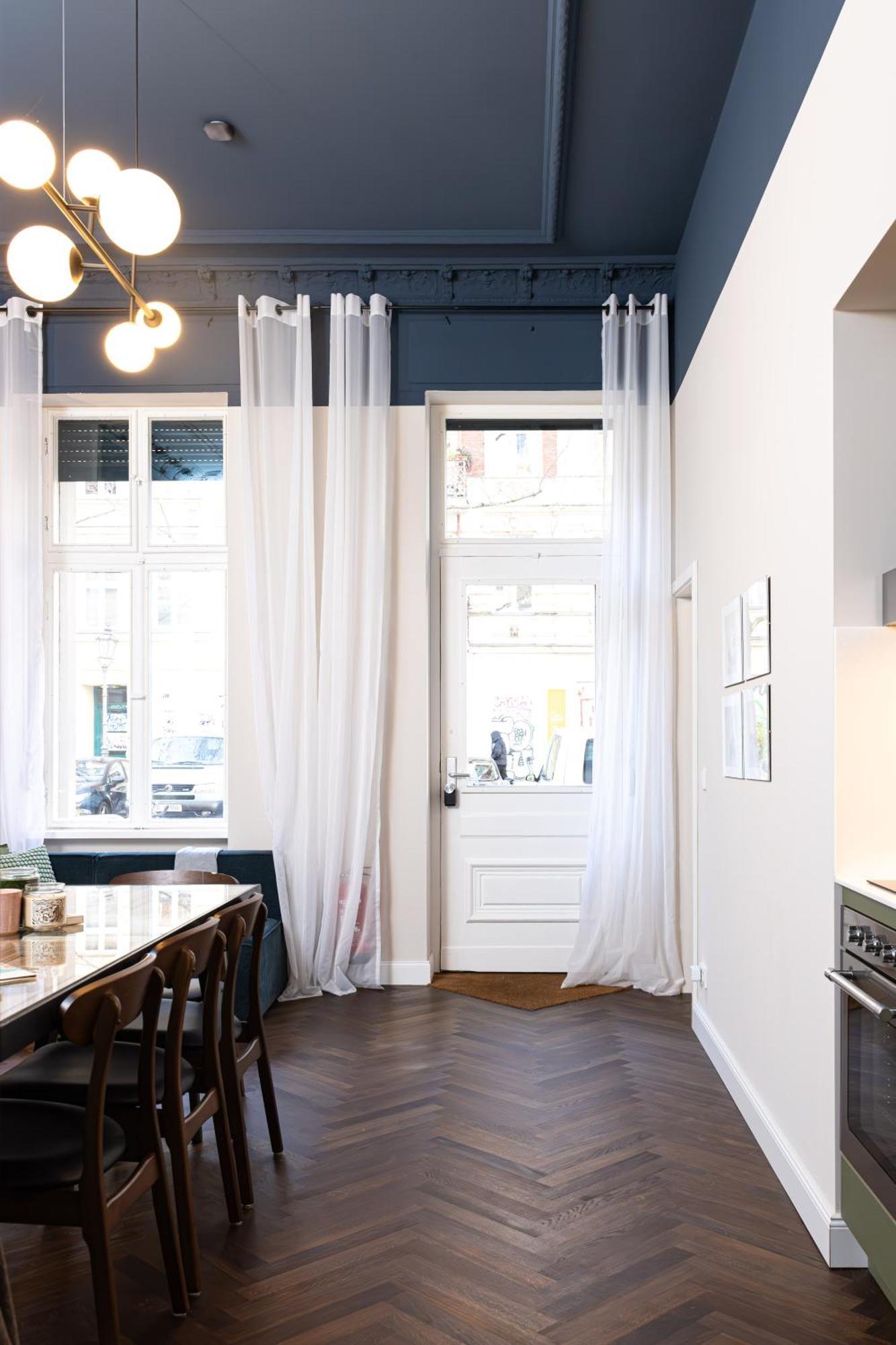 3 Bdr In Prenzlauer Berg With Cinema Appartement